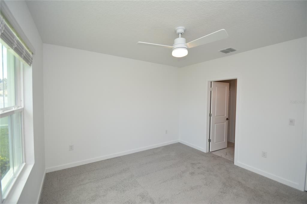 For Rent: $2,200 (3 beds, 2 baths, 1365 Square Feet)