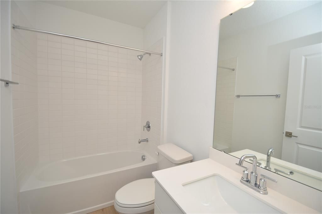 For Rent: $2,200 (3 beds, 2 baths, 1365 Square Feet)
