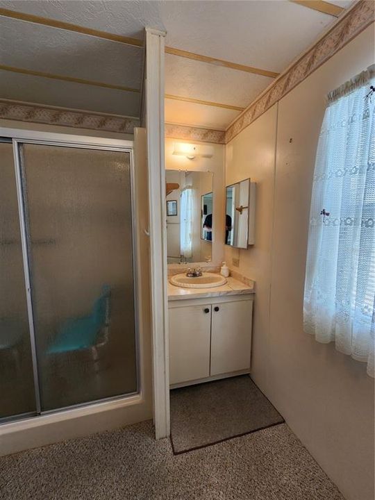 For Sale: $95,500 (2 beds, 2 baths, 1066 Square Feet)