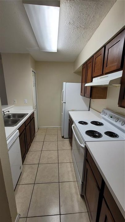 For Rent: $1,750 (2 beds, 2 baths, 1178 Square Feet)