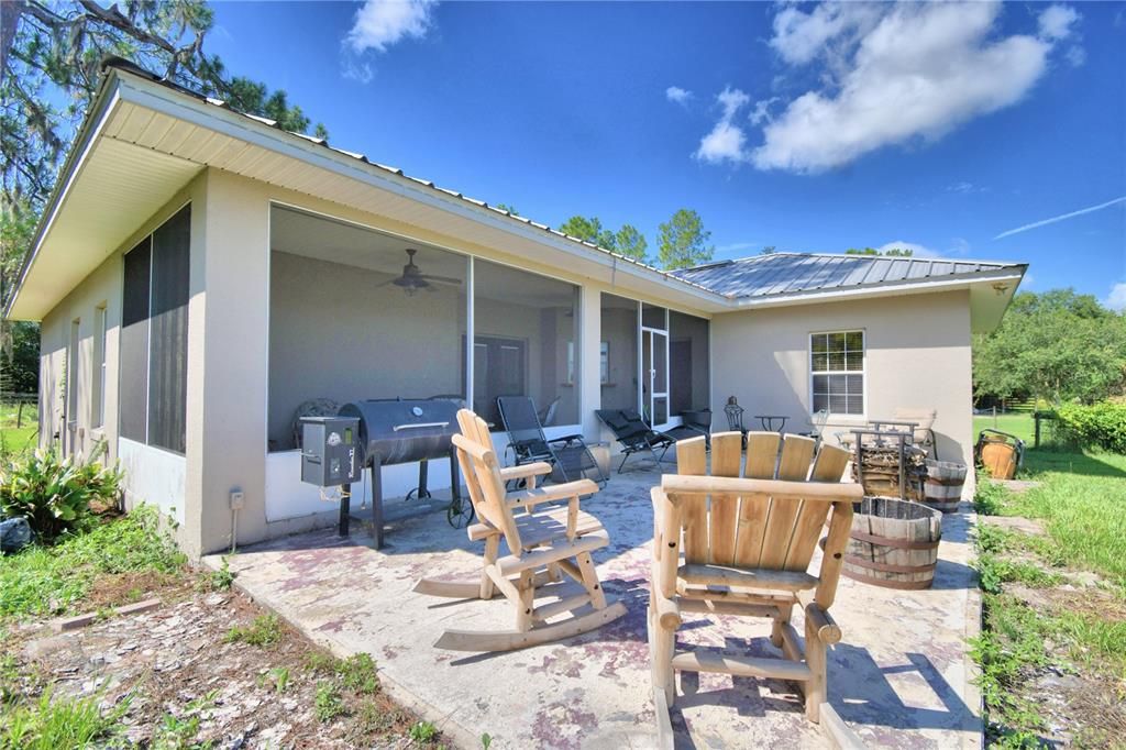 For Sale: $2,000,000 (3 beds, 2 baths, 2814 Square Feet)