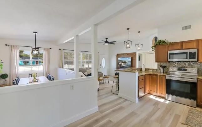 For Sale: $680,000 (4 beds, 2 baths, 1492 Square Feet)