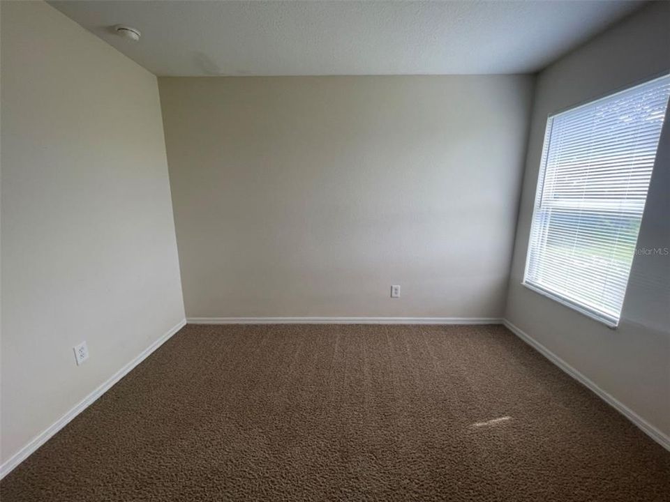 For Rent: $1,800 (3 beds, 2 baths, 1417 Square Feet)