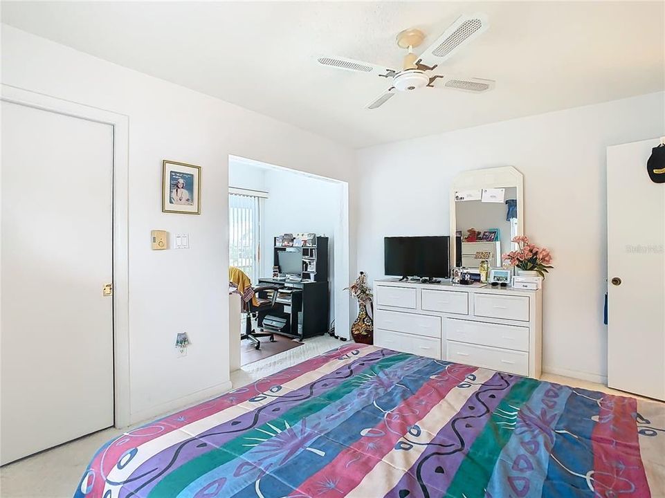 For Sale: $197,000 (2 beds, 2 baths, 1550 Square Feet)