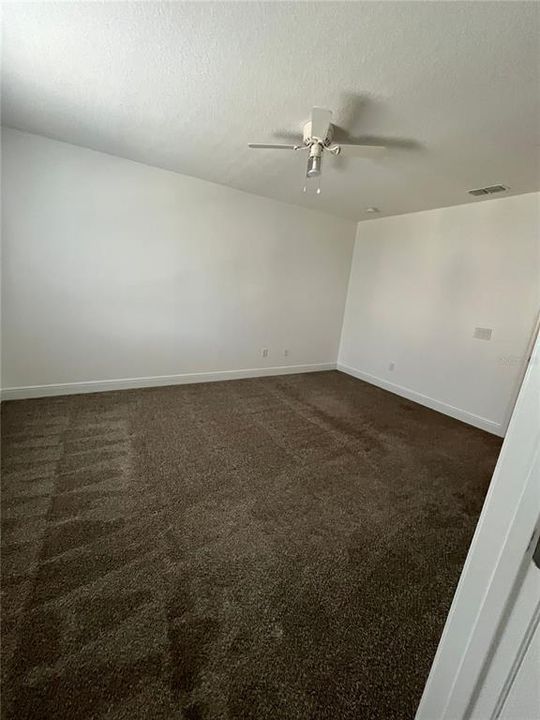 For Rent: $2,300 (3 beds, 2 baths, 1584 Square Feet)