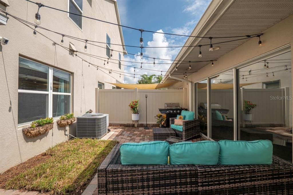 Active With Contract: $445,000 (3 beds, 2 baths, 1644 Square Feet)