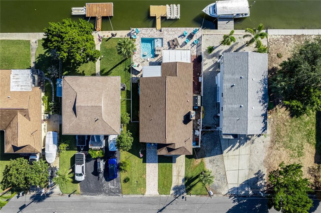 Recently Sold: $564,900 (2 beds, 2 baths, 1274 Square Feet)