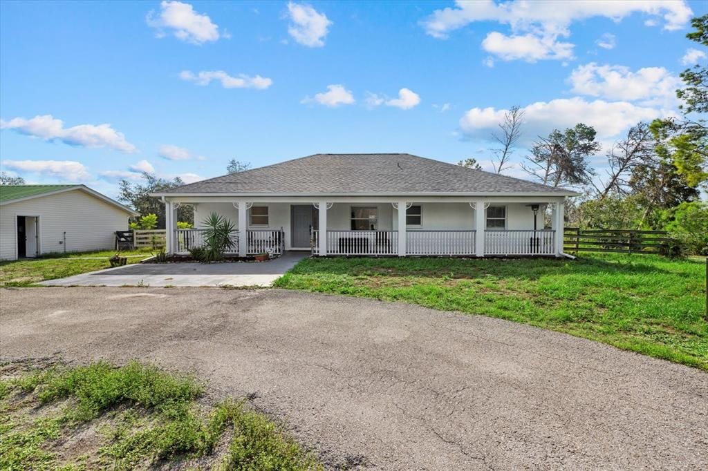 For Sale: $760,000 (3 beds, 2 baths, 1686 Square Feet)