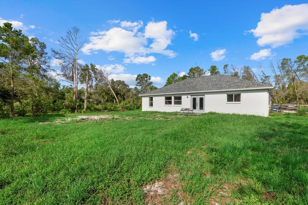 For Sale: $760,000 (3 beds, 2 baths, 1686 Square Feet)