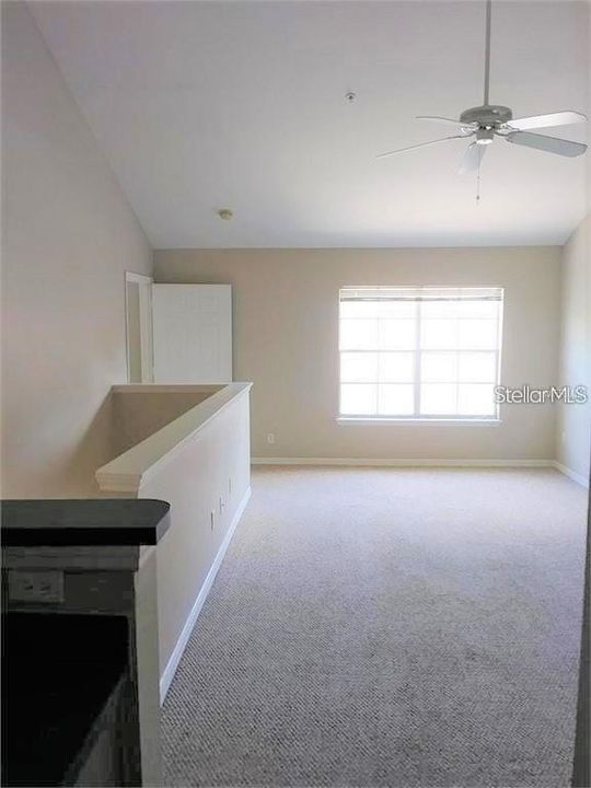 For Sale: $169,000 (1 beds, 1 baths, 658 Square Feet)