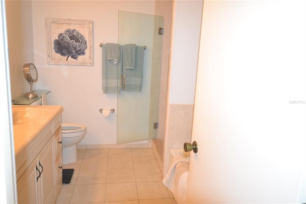 For Rent: $2,500 (2 beds, 2 baths, 1626 Square Feet)