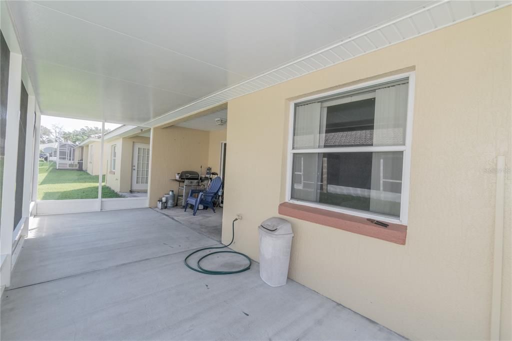 For Sale: $230,000 (3 beds, 2 baths, 1245 Square Feet)