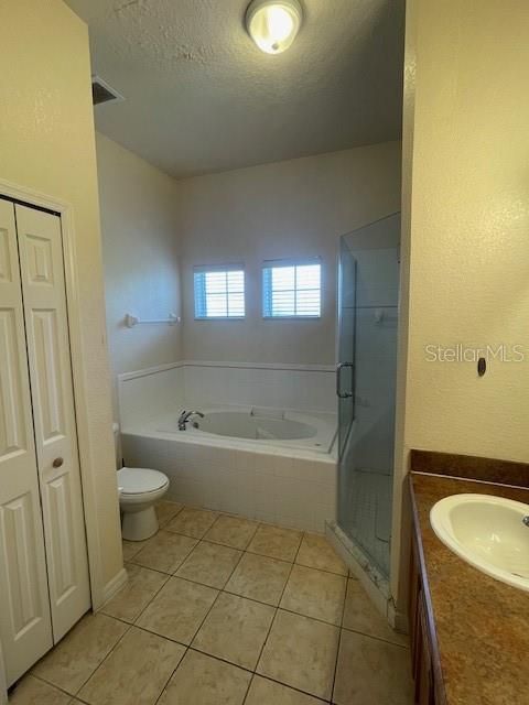 For Sale: $239,950 (3 beds, 2 baths, 1655 Square Feet)