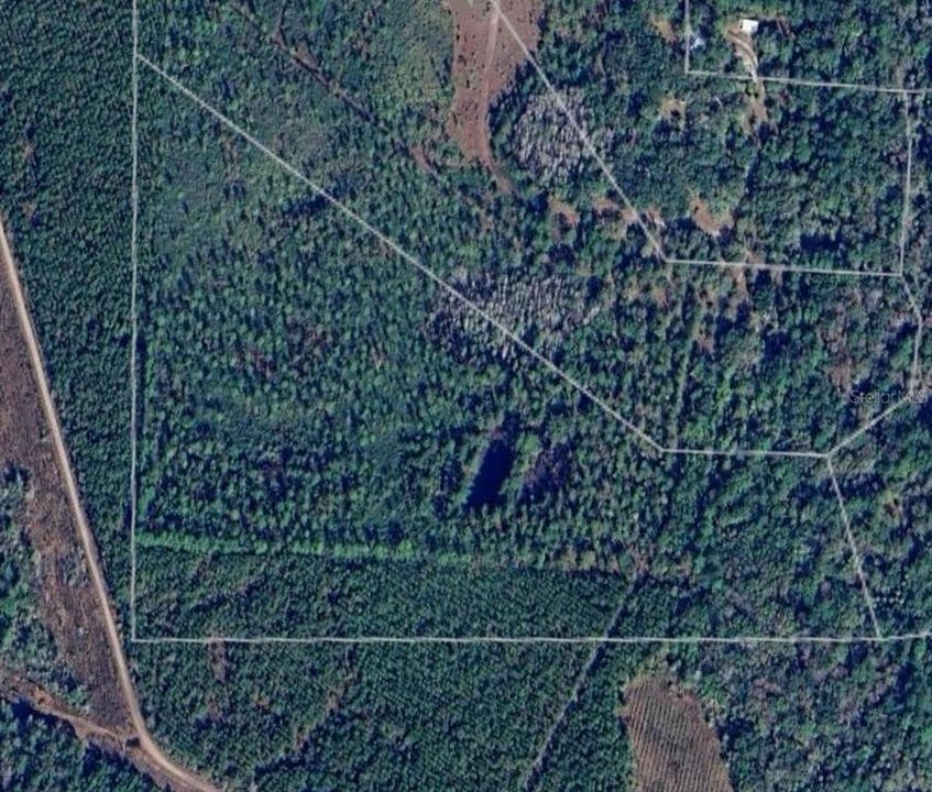 На продажу: $199,000 (35.83 acres)