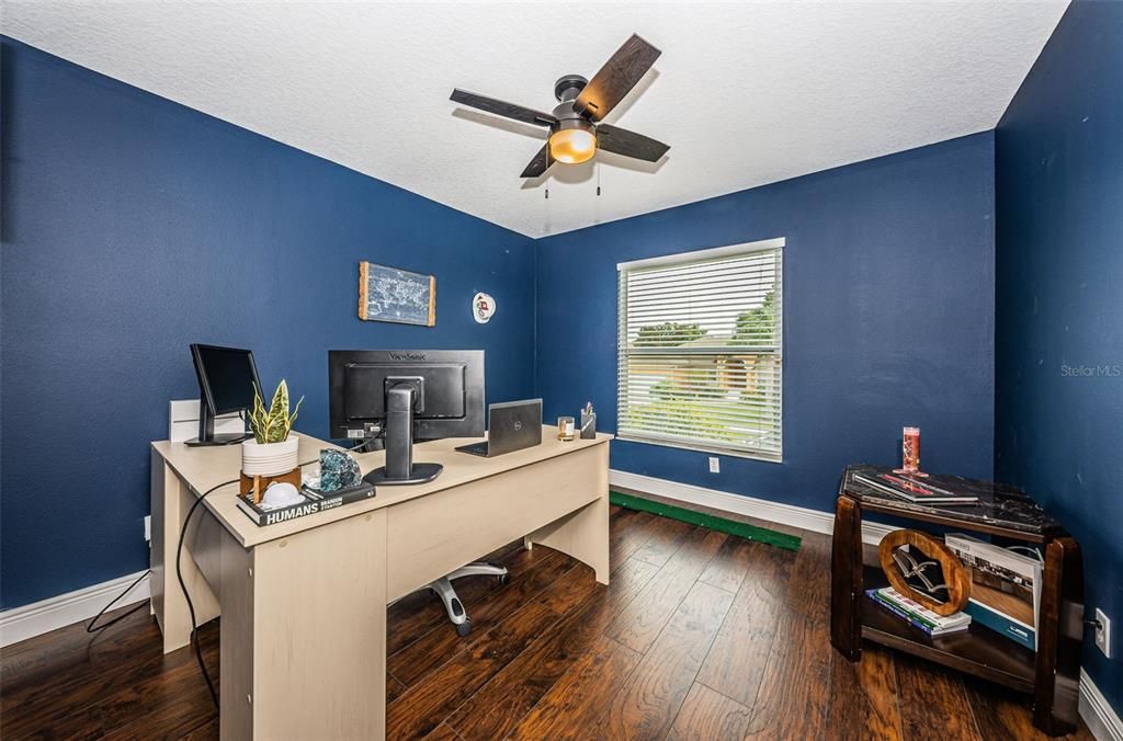 3RD BEDROOM OR HOME OFFICE