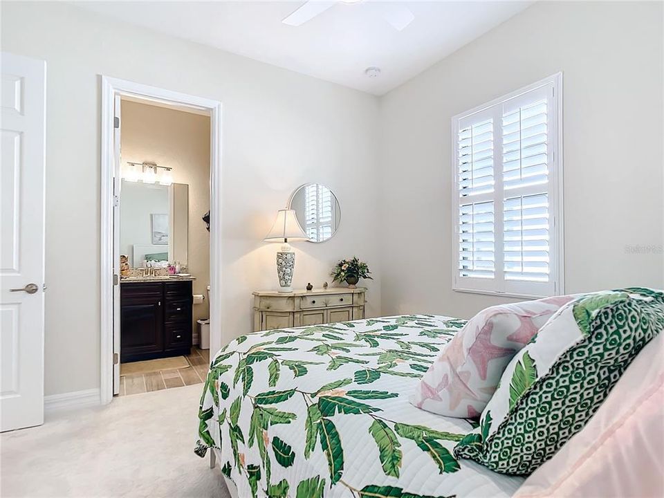 Second guest room with ensuite bath