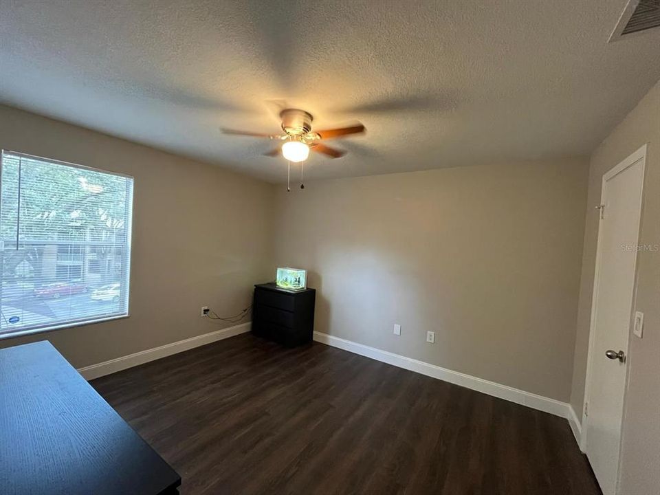 Active With Contract: $1,750 (2 beds, 2 baths, 1019 Square Feet)