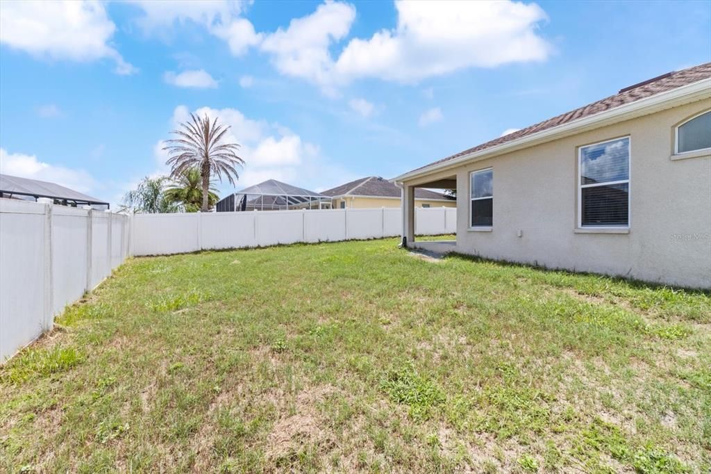 For Sale: $300,000 (4 beds, 2 baths, 1710 Square Feet)