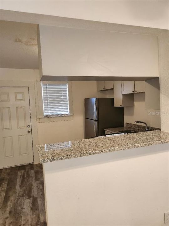 For Rent: $1,695 (3 beds, 1 baths, 1020 Square Feet)