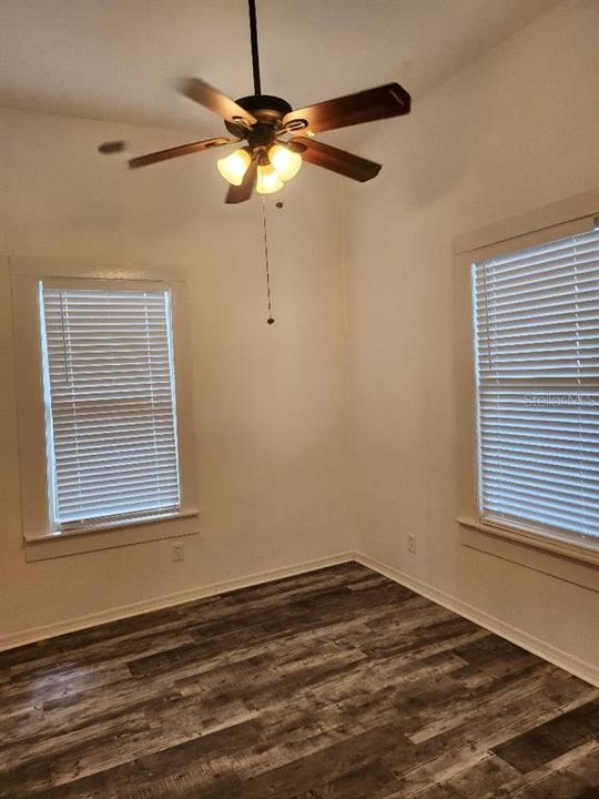 For Rent: $1,995 (3 beds, 1 baths, 1020 Square Feet)