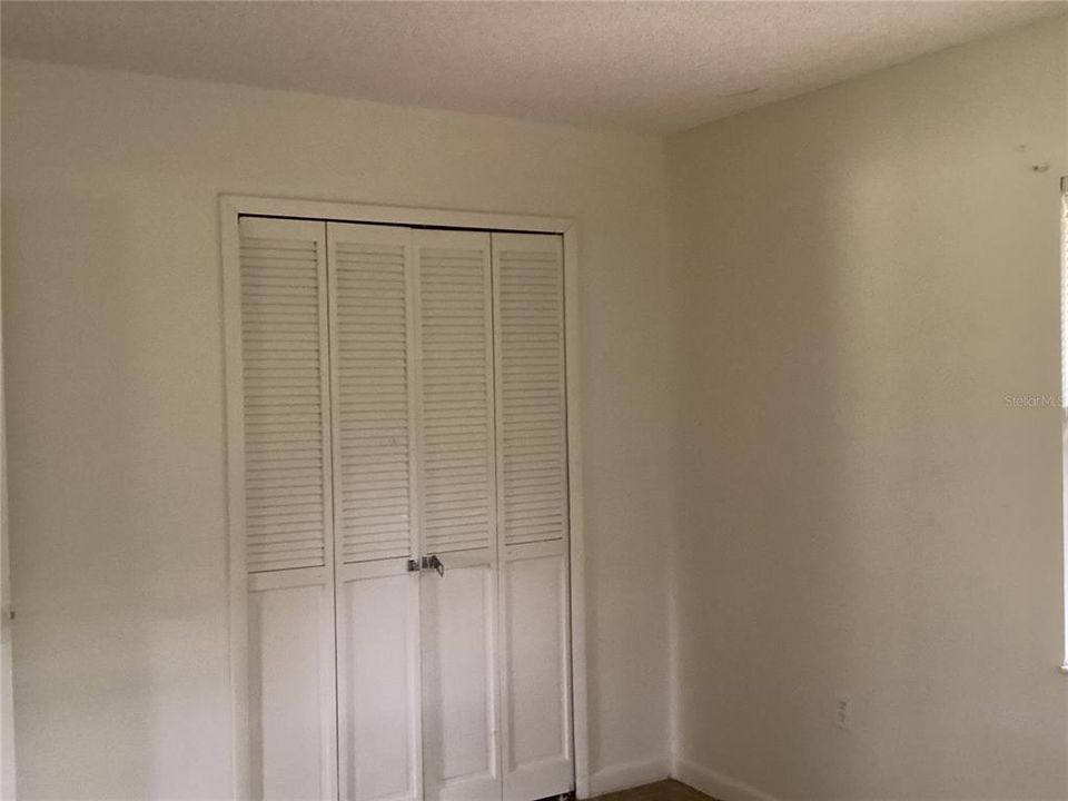 For Rent: $2,000 (4 beds, 2 baths, 1890 Square Feet)