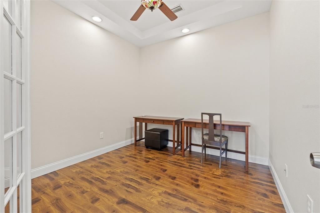 For Sale: $335,000 (2 beds, 2 baths, 1455 Square Feet)