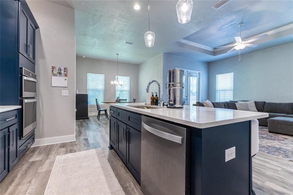 For Sale: $444,900 (3 beds, 2 baths, 1960 Square Feet)