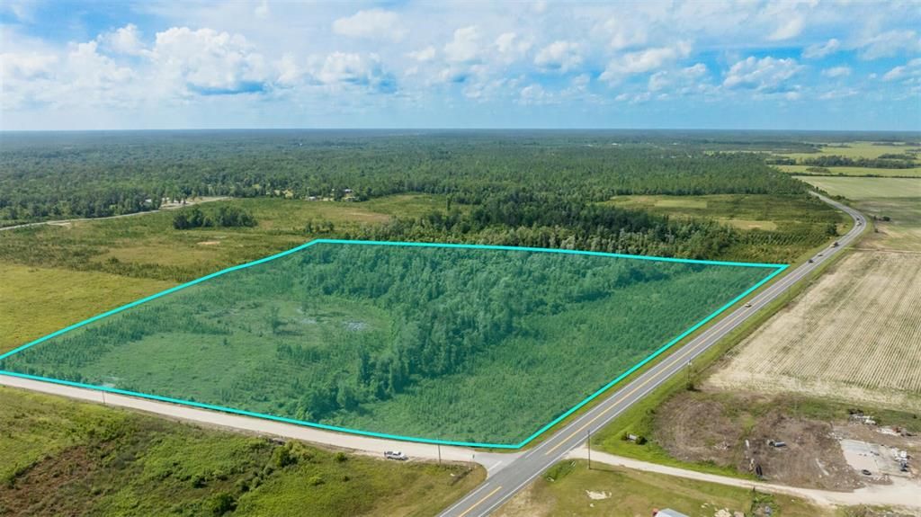 На продажу: $179,900 (20.25 acres)