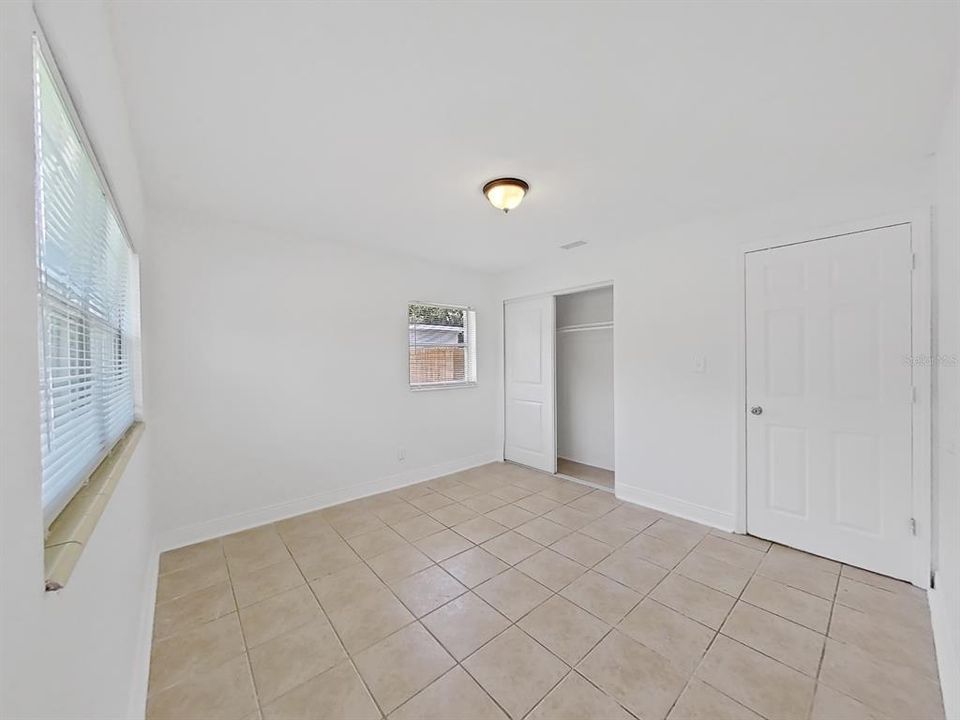 For Sale: $309,000 (3 beds, 2 baths, 1050 Square Feet)