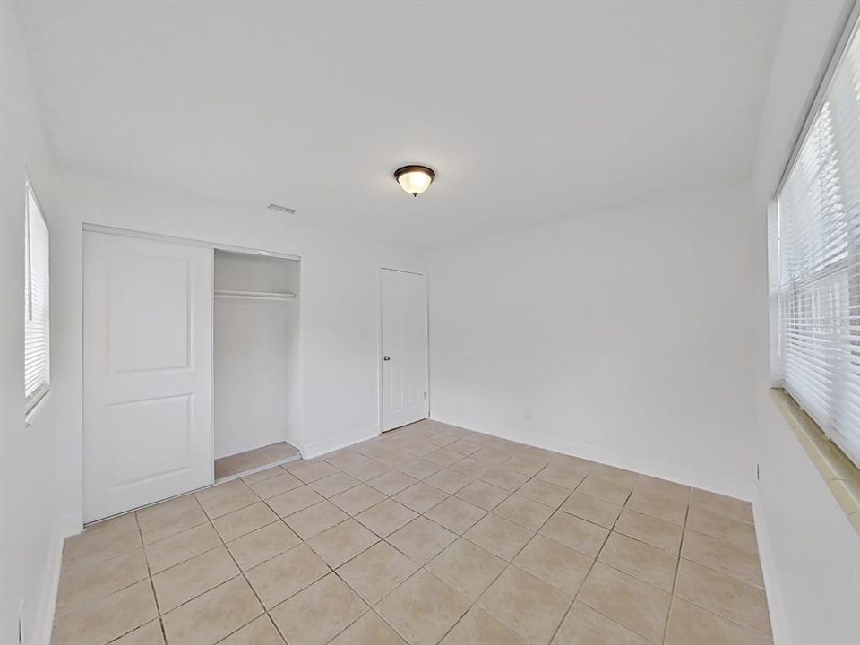 For Sale: $309,000 (3 beds, 2 baths, 1050 Square Feet)