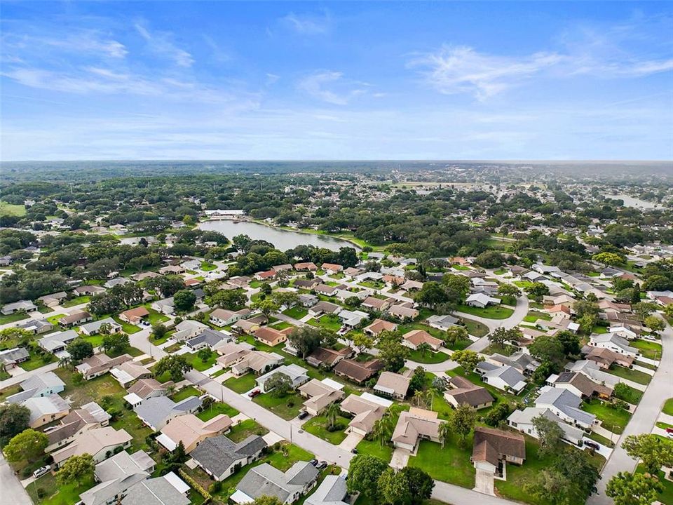 For Sale: $261,000 (2 beds, 2 baths, 1560 Square Feet)