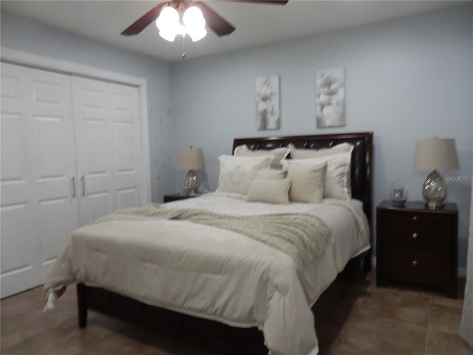 For Sale: $269,900 (2 beds, 2 baths, 1045 Square Feet)