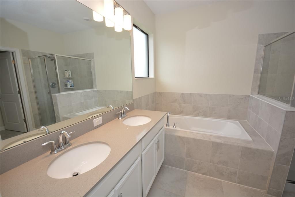 Active With Contract: $2,200 (3 beds, 2 baths, 1912 Square Feet)