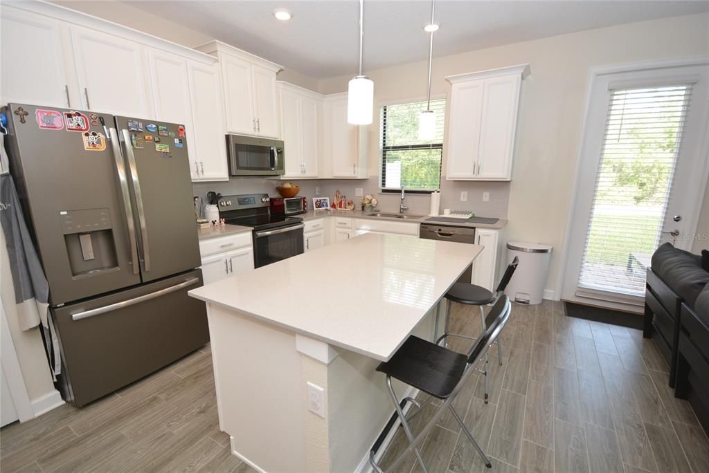 Active With Contract: $2,200 (3 beds, 2 baths, 1912 Square Feet)