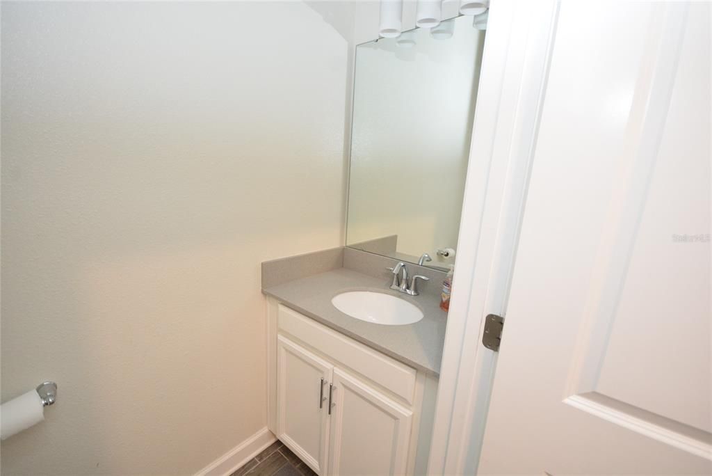 Active With Contract: $2,200 (3 beds, 2 baths, 1912 Square Feet)