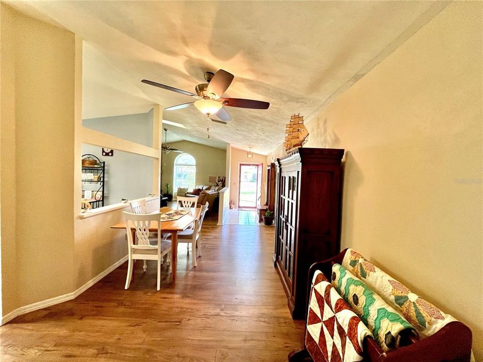 For Sale: $389,900 (3 beds, 2 baths, 2091 Square Feet)