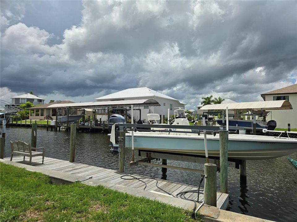 For Sale: $725,000 (2 beds, 2 baths, 2010 Square Feet)