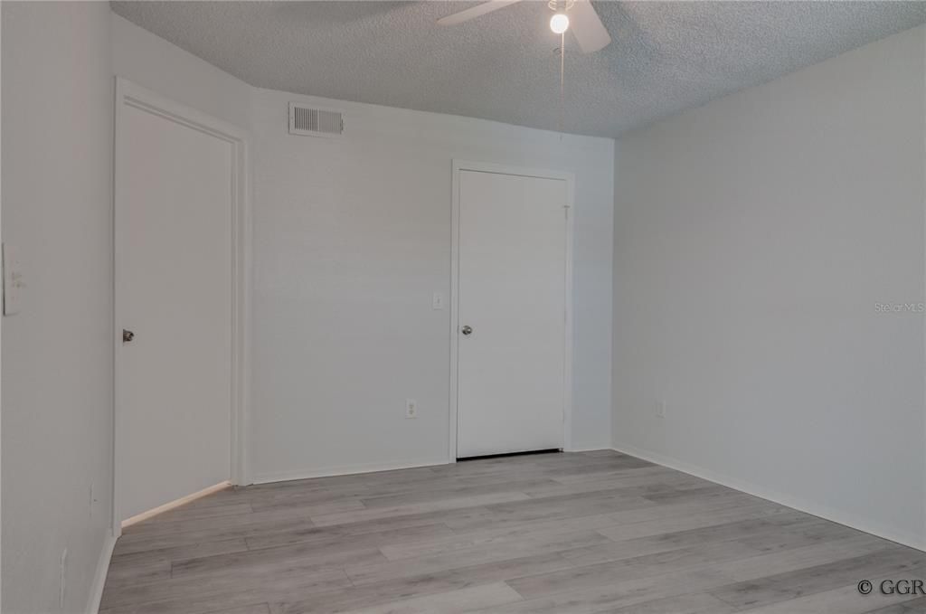 For Rent: $1,400 (1 beds, 1 baths, 762 Square Feet)