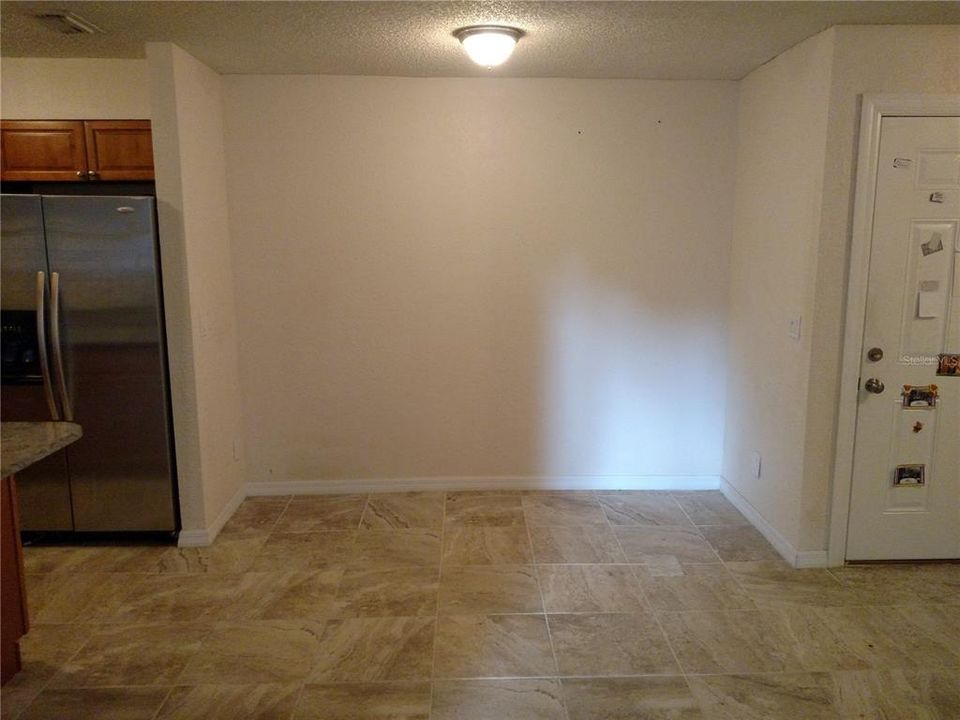 For Rent: $1,550 (2 beds, 2 baths, 918 Square Feet)