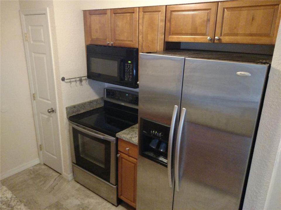 For Rent: $1,550 (2 beds, 2 baths, 918 Square Feet)