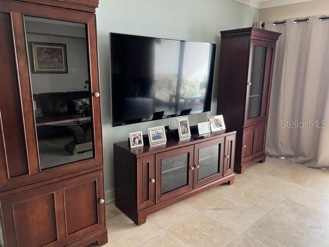 Spacious Living Room