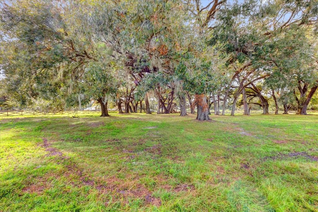 For Sale: $1,400,000 (21.24 acres)