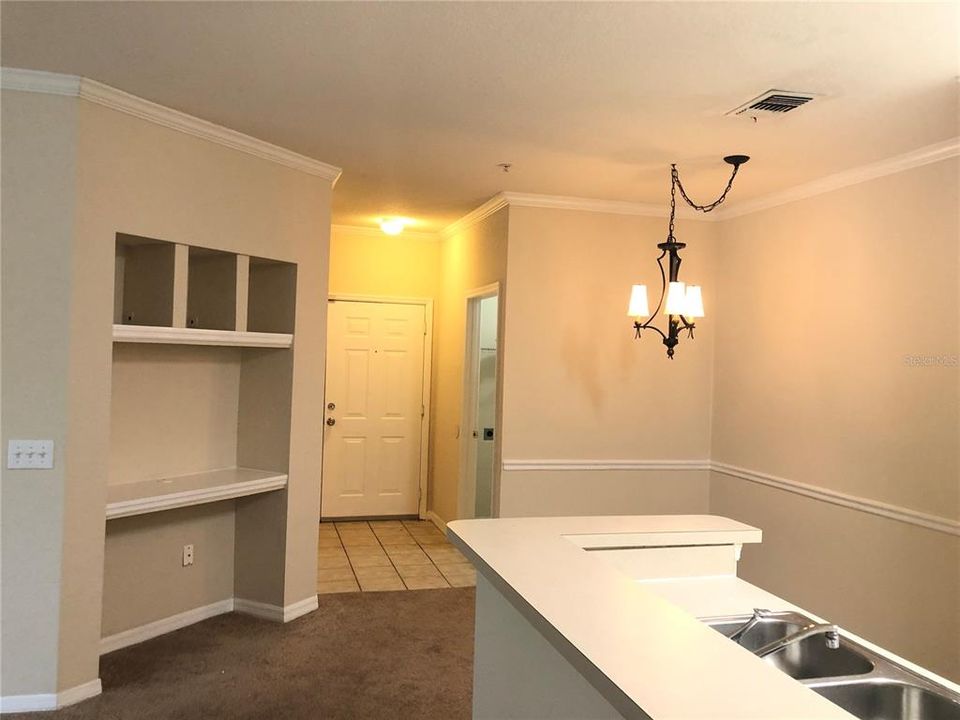 For Rent: $1,599 (2 beds, 2 baths, 1036 Square Feet)