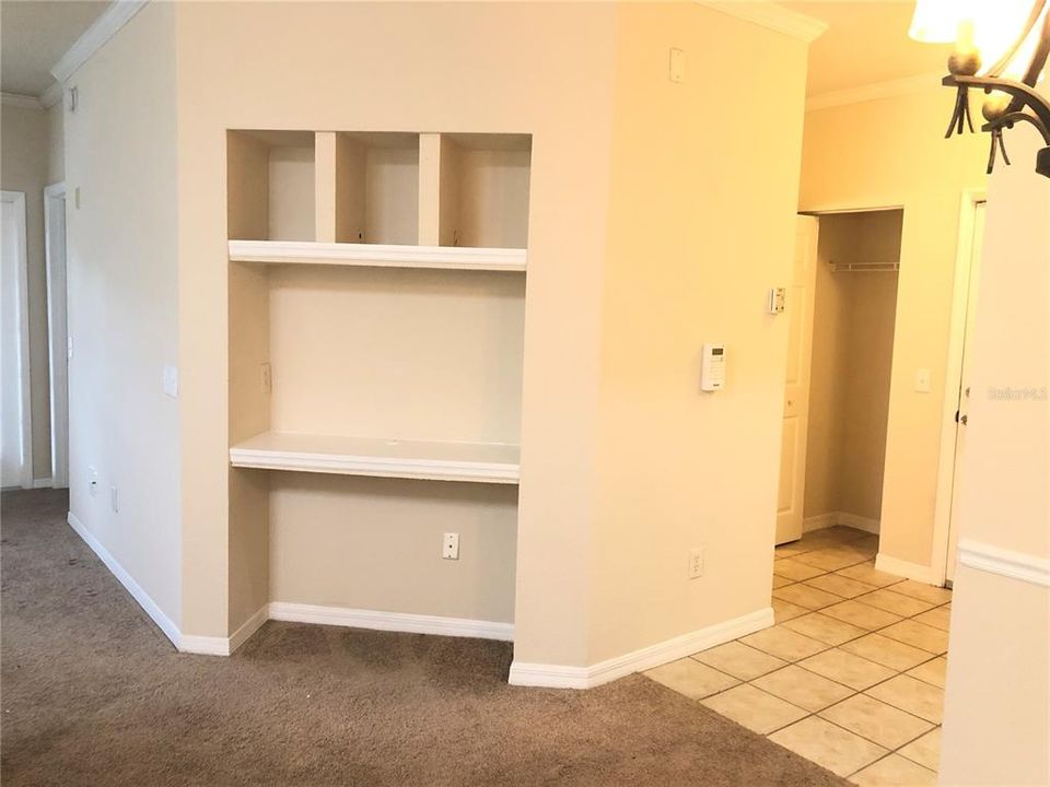 For Rent: $1,599 (2 beds, 2 baths, 1036 Square Feet)