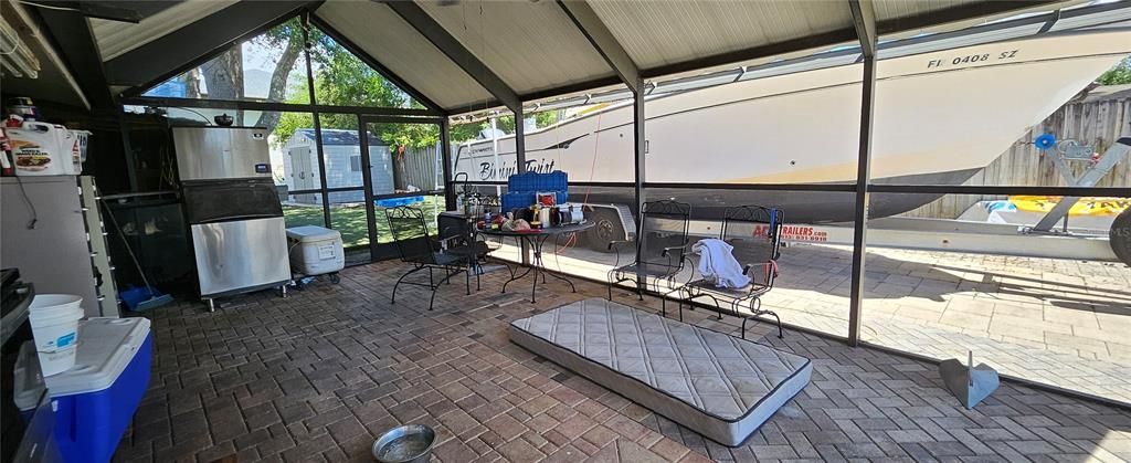 Screened Patio