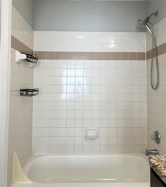 For Rent: $1,325 (1 beds, 1 baths, 468 Square Feet)