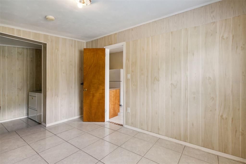 For Sale: $279,900 (3 beds, 1 baths, 1445 Square Feet)