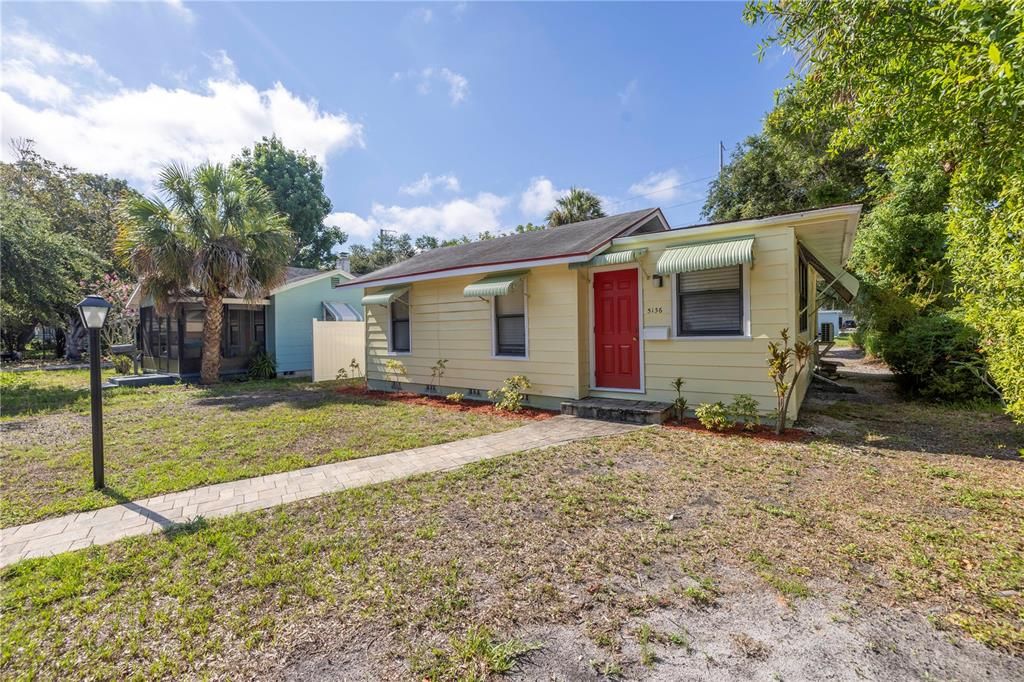 Recently Sold: $299,000 (3 beds, 1 baths, 820 Square Feet)