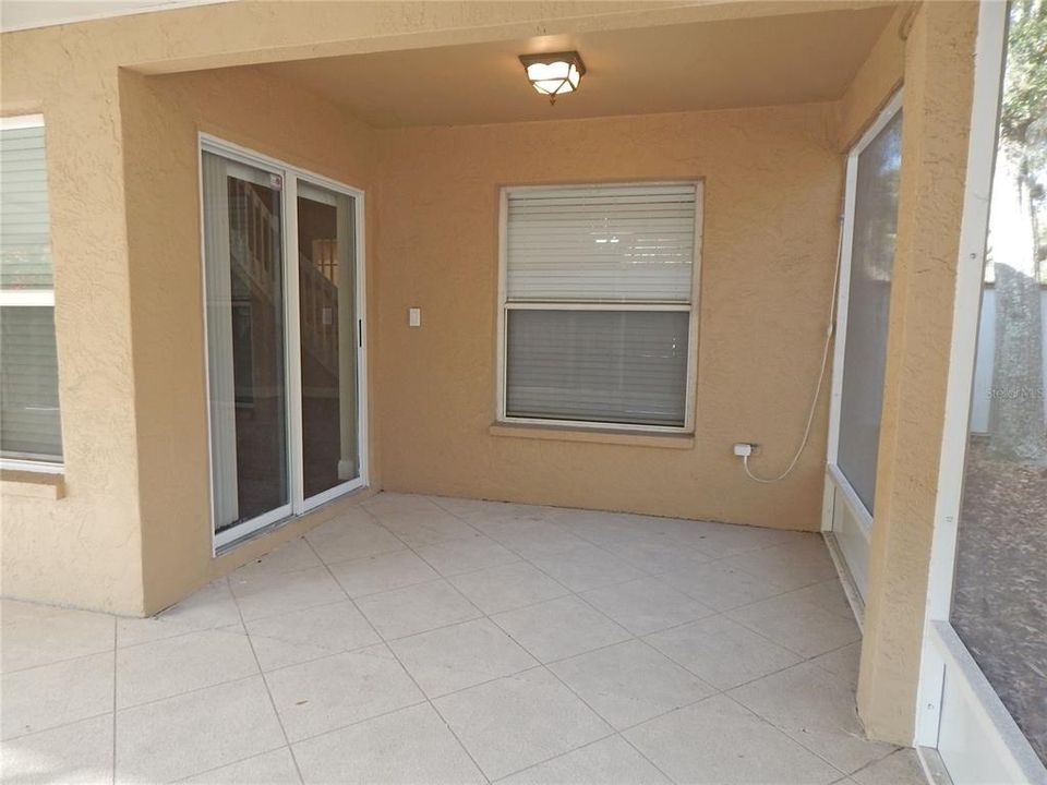 For Rent: $2,450 (4 beds, 2 baths, 1746 Square Feet)