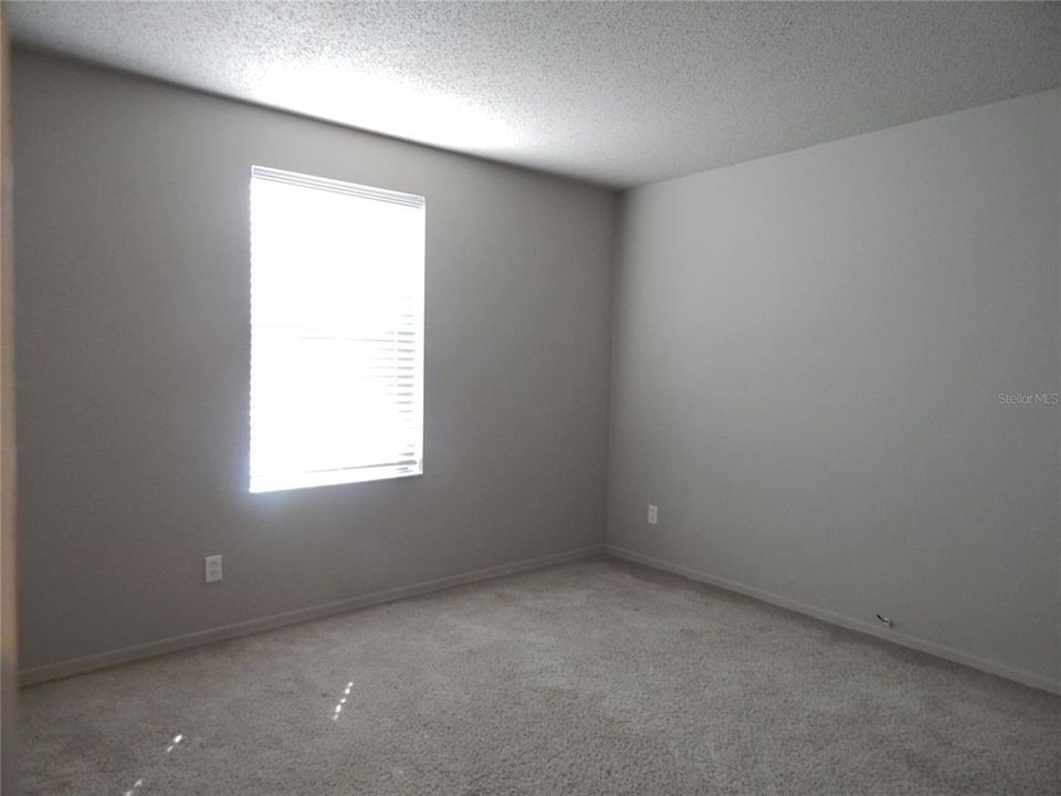 For Rent: $2,450 (4 beds, 2 baths, 1746 Square Feet)
